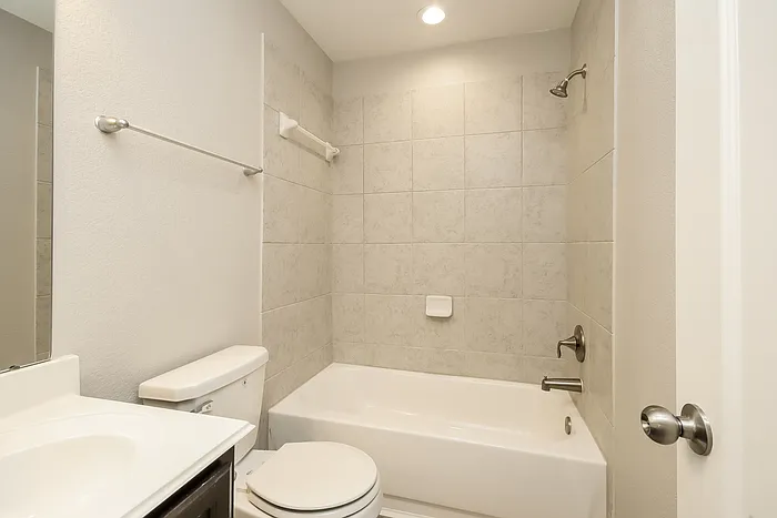 16707 Highland Villa Ln — Photo 15