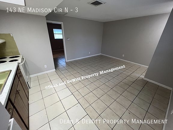 3rd image of 143 NE Madison Cir N #3