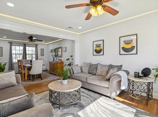 1 Handzel Rd, Whippany, NJ 07981