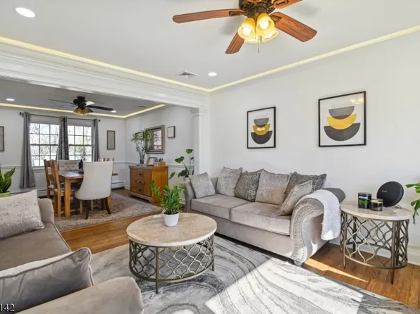 1 Handzel Rd, Hanover Twp., NJ 07981