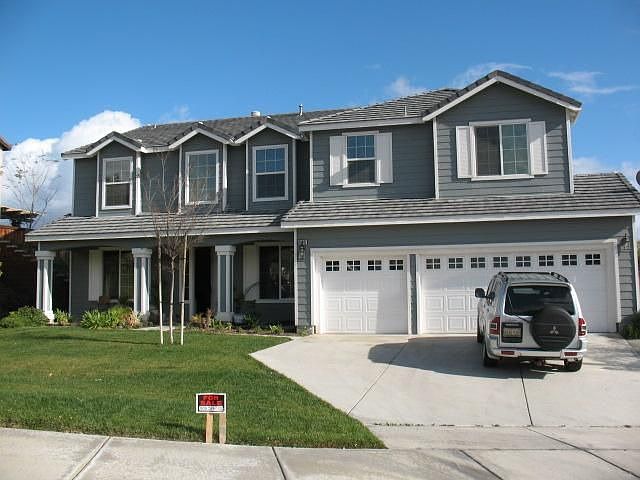 1st image of 30847 Bow Bridge Dr