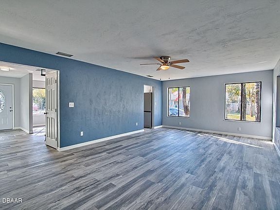 5th image of 12 Black Jack Cir