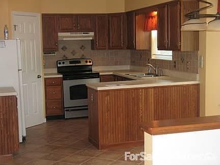 4th image of 2518 Flagstone Ct