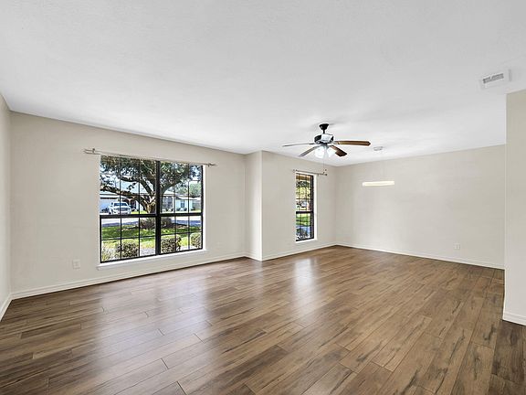 5th image of 7 Cahaba Ln