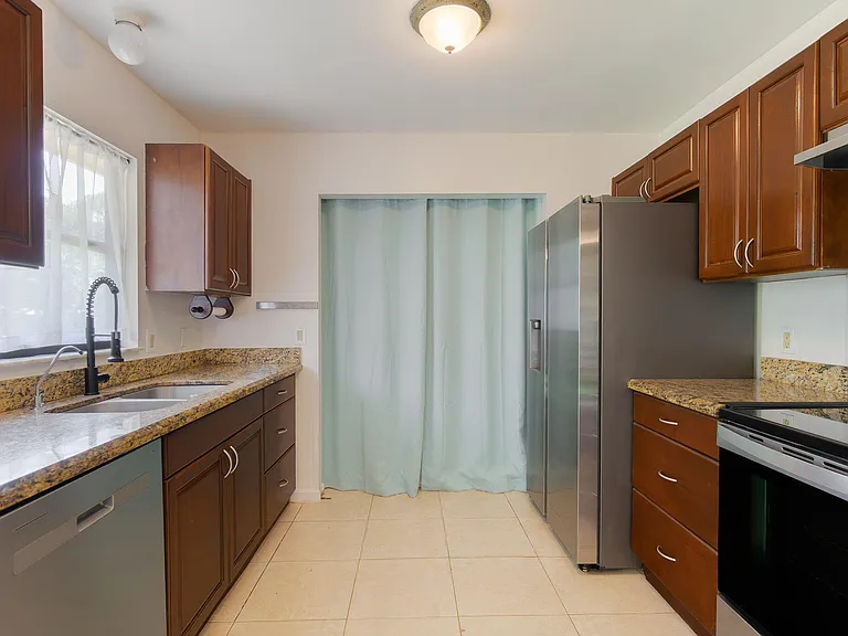 11735 150th Ct N — Photo 21