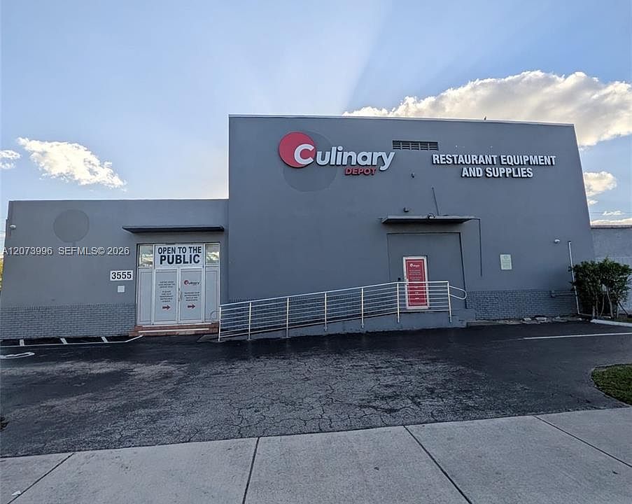 1st image of 3555 N Andrews Avenue