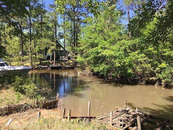 4th image of 2749 Windward Dr