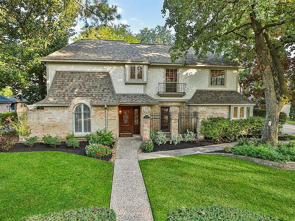 2nd image of 6731 Gentle Bend Dr