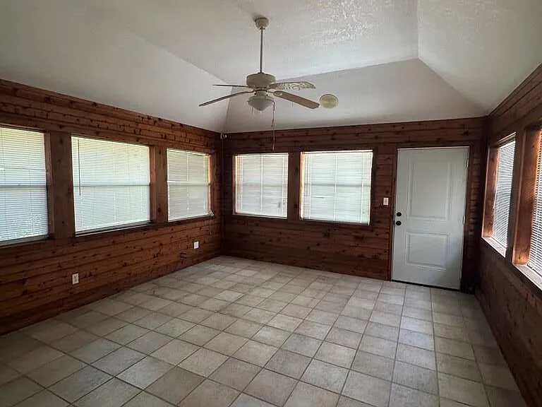 8795 FM 1732 — Photo 8