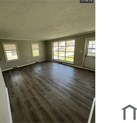 10421 Corning St — Photo 1