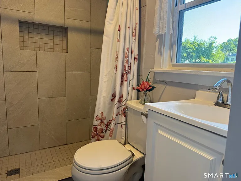 497 High St #2 — Photo 25