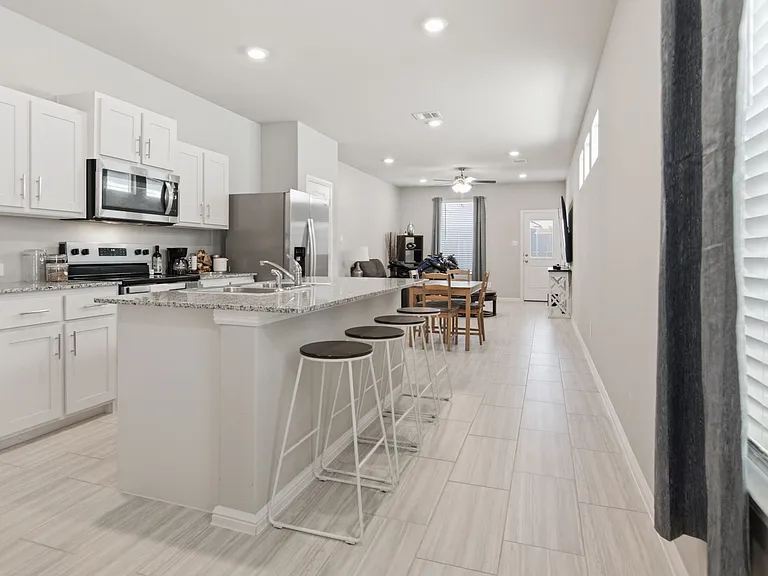 3141 Pecan Farm Ln — Photo 6