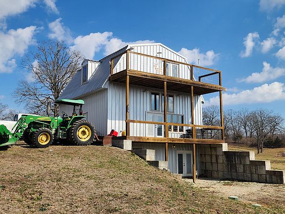 2nd image of 900 County Road 1280