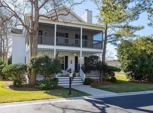 2 Carolina Ln, Beaufort, SC 29907