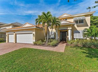 565 SW Yacht Basin Way, Stuart, FL 34997