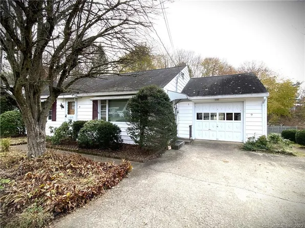 9 Rock Avenue, Killingly, CT 06239