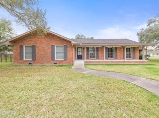 405 Boatner St, Gueydan, LA 70542