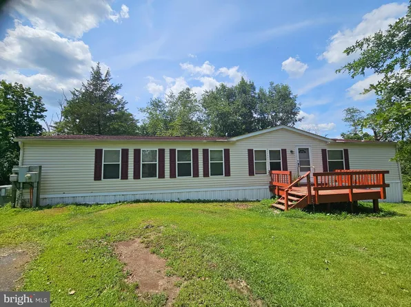 100 Badger St, Birdsboro, PA 19508