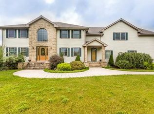 70 Millers Dr, Dartmouth, MA 02747