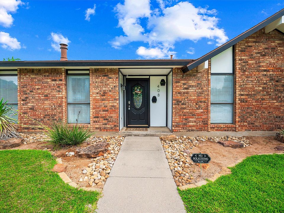 1st image of 408 Shadowcrest Ln