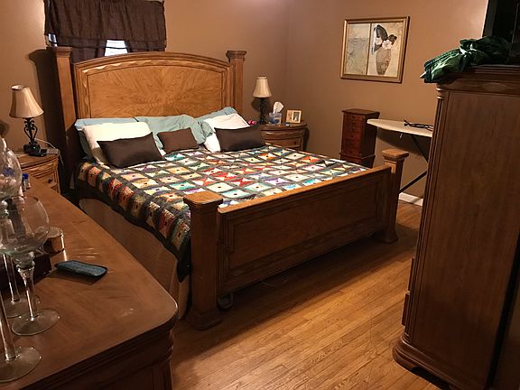 4th image of 165 Benedict Ave