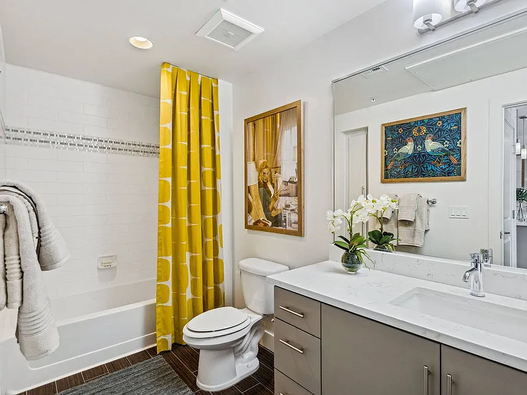 The Standard Scottsdale — Photo 10