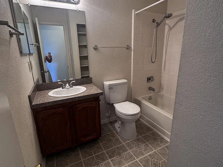1613 Bobby Lee Dr — Photo 45