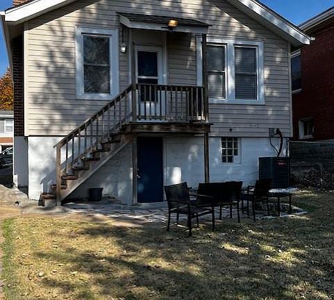 4th image of 6448 Wade Ave
