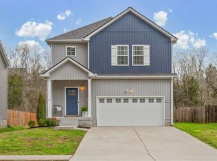 1677 Rains Rd, Clarksville, TN 37042