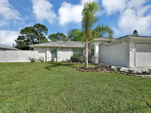 551 NW Grenada Street, Port St Lucie, FL 34983