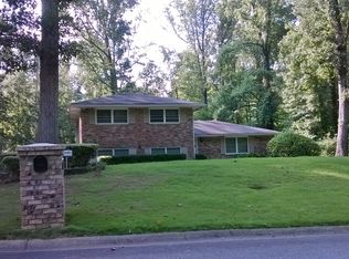 781 Mountainbrooke Cir, Stone Mountain, GA 30087