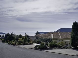 2506 Highland Dr, Anacortes, WA 98221