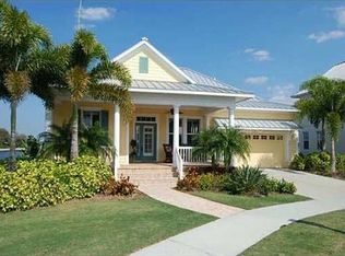 5223 Point Harbor Ln, Ruskin, FL 33572