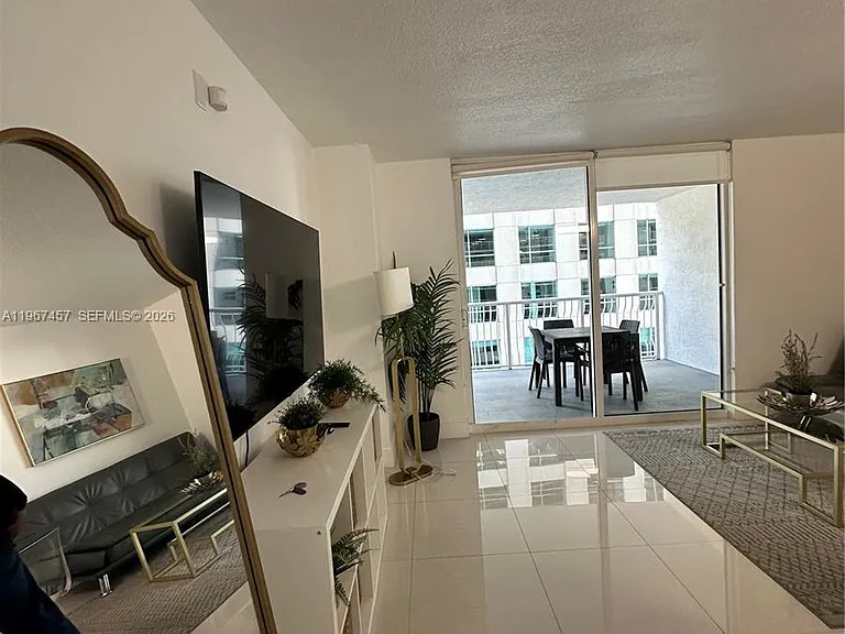 1200 Brickell Bay Dr #1712 — Photo 5