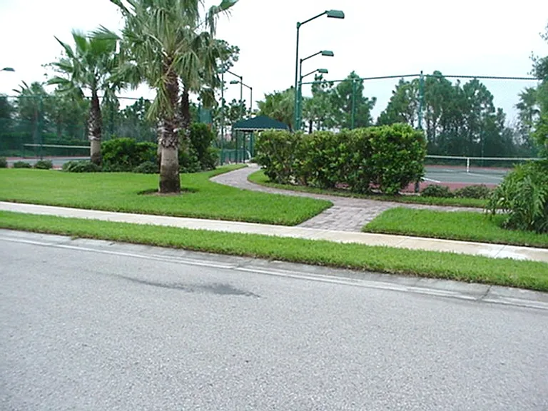 4430B Corso Venetia Blvd — Photo 38