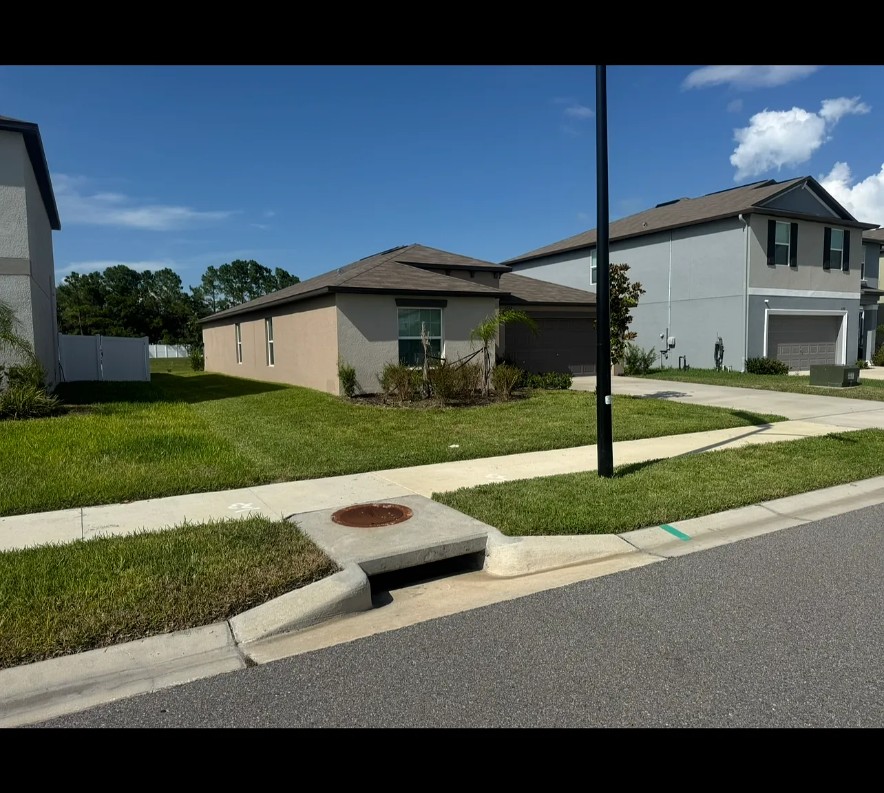 4 bed, 2.0 bath, 1936 sqft, $2,250 — Photo 4