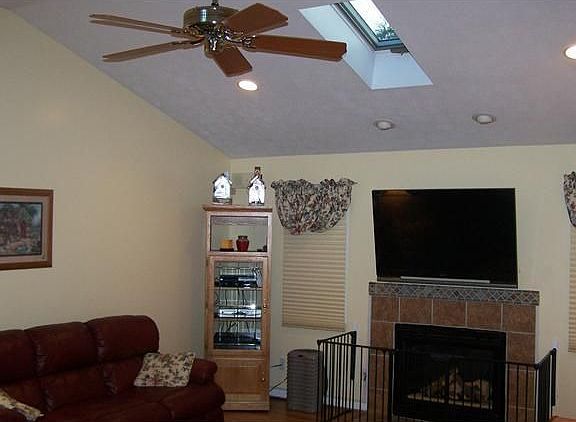 4th image of 51 Morningstar Dr