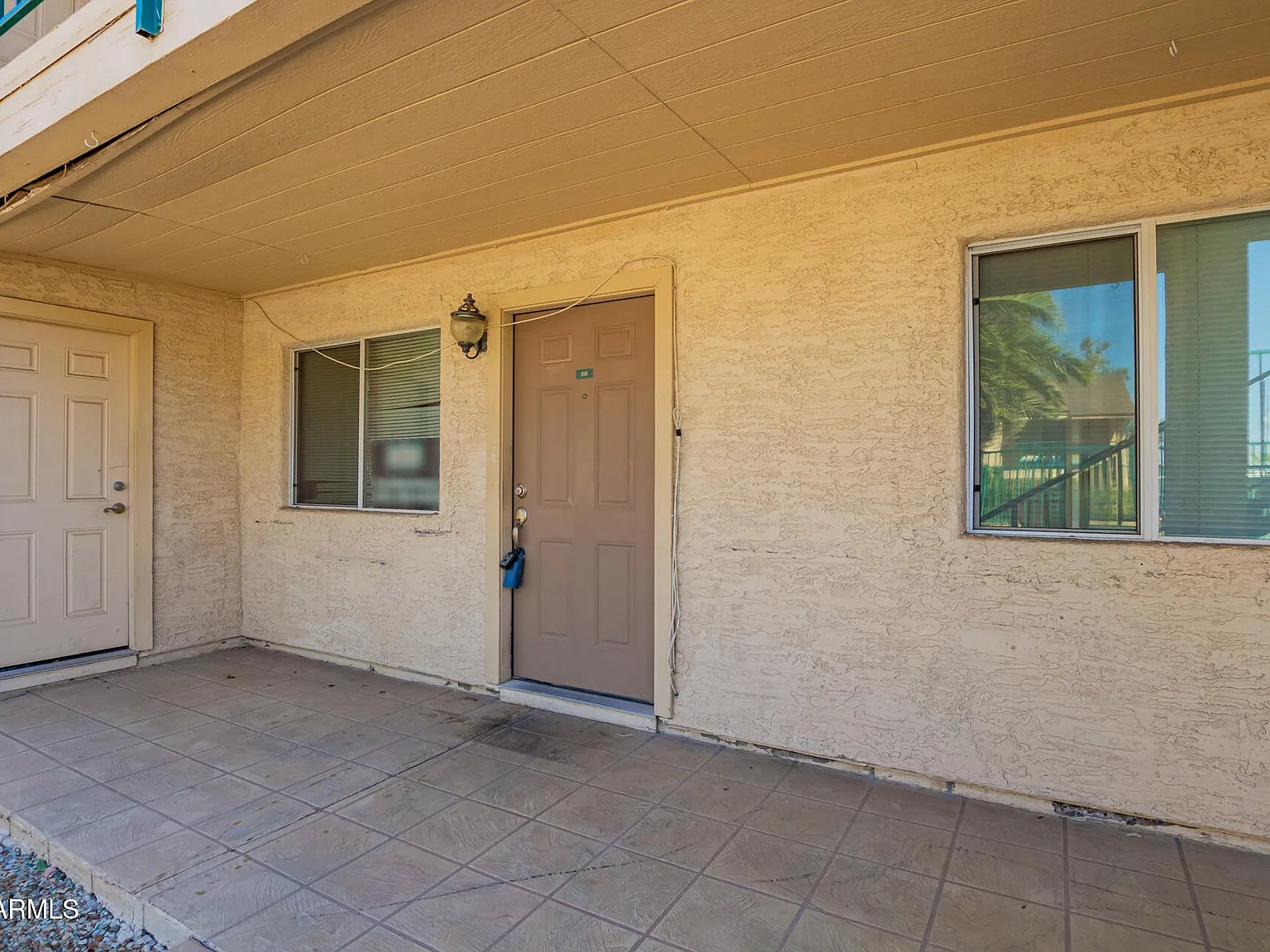 2 bed, 2.0 bath, 816 sqft, $1,200 — Photo 2
