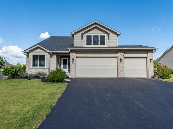 301 English Ln, Winthrop Harbor, IL 60096