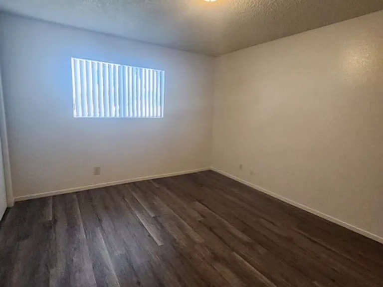 5901 Ming Ave #4 — Photo 13