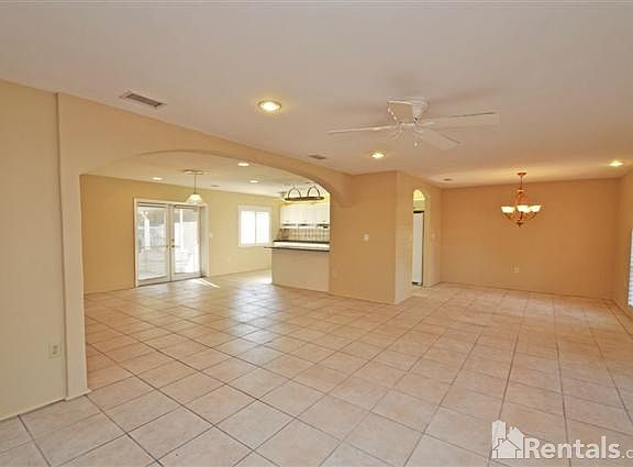 2nd image of 1376 Tierra Cir