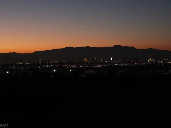 827 Dublin Ave, Henderson, NV 89015