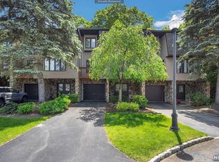 127 Wedgewood Dr #53, Woodland Park, NJ 07424