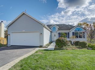 662 Andrea Ct, Yorkville, IL 60560