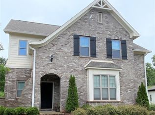 1715 Creekside Ln, Auburn, AL 36830