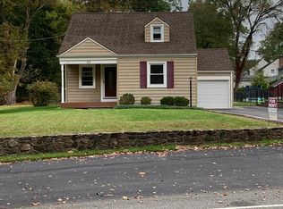 50 W Hobart Gap Rd, Livingston, NJ 07039