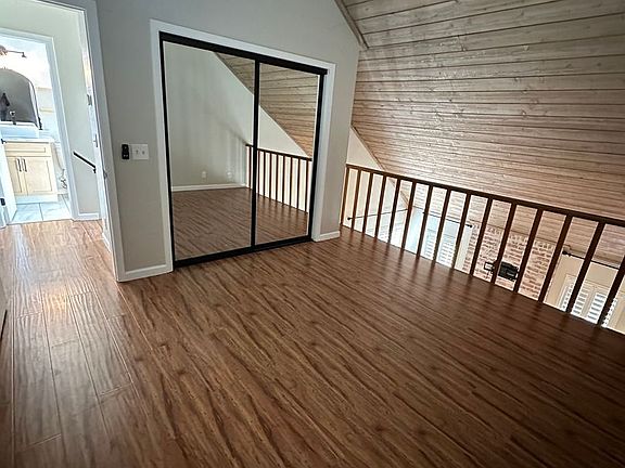 4th image of 8667 Mariners Dr APT 27