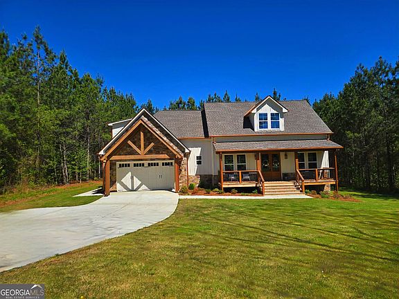 5th image of 136 Rainey Rd