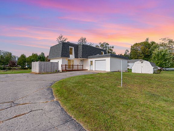 3rd image of 121 Channel Rd #1