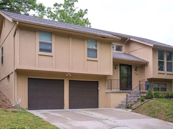 7608 NW 70th St, Kansas City, MO 64152
